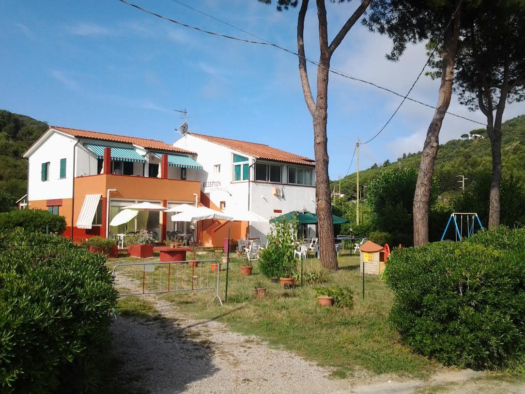 Hotel Rustichello Marina di Campo Exterior foto